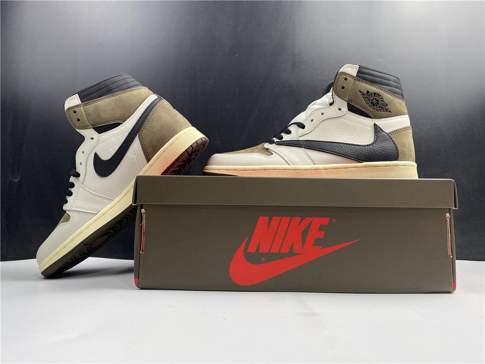 Travis Scott x Air Jordan 1 CD4487-100